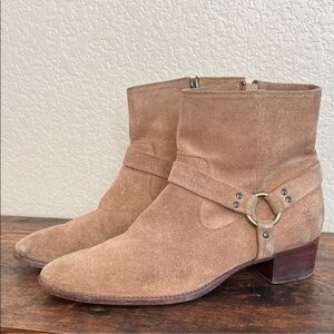 Frye Dara Harness Short boots in sand suede